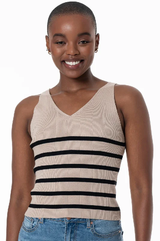 Knit Tank Top _ 158887 _ Beige graphic tank top