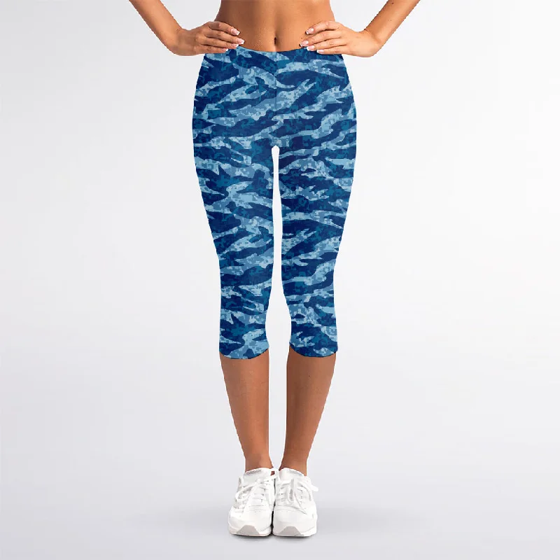 Navy Tiger Stripe Camo Pattern Print Women's Capri Leggings Comfortable Tummy Shaping Leggings