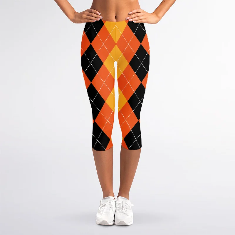 Orange And Black Argyle Pattern Print Women's Capri Leggings Cozy Warmth Leggings